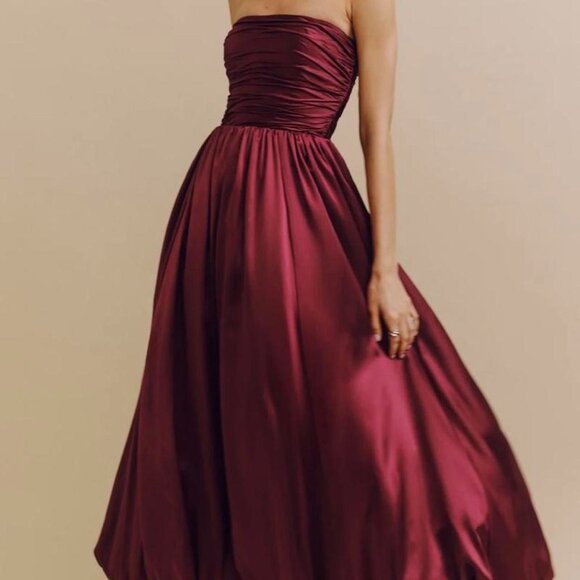 Reformation Elspeth Strapless Dress - Chianti Size 4 - Picture 4 of 9